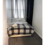Spacious 4 Bed Entire Property Studio Plus 3 Bedrooms Notting Hill