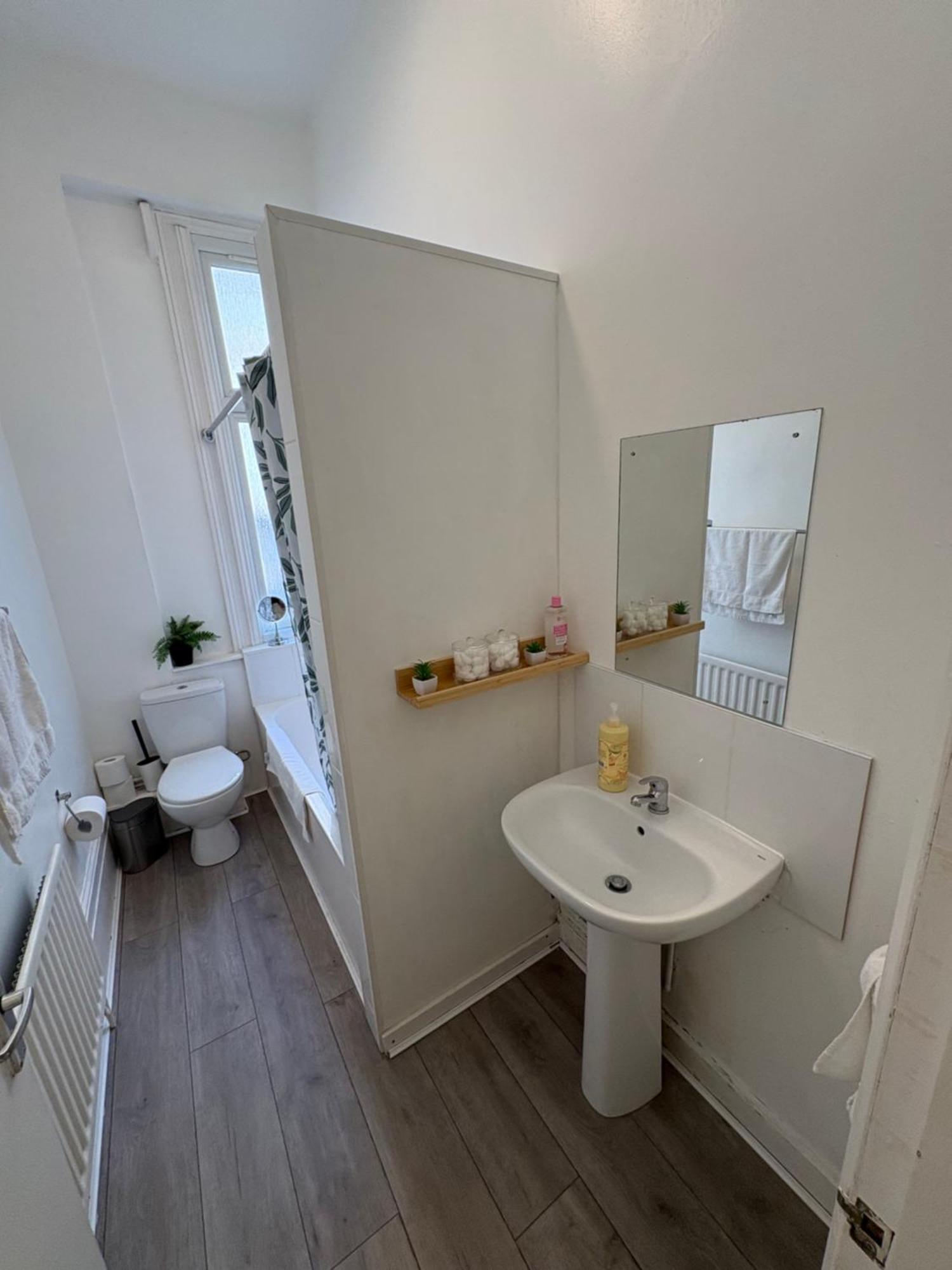 Spacious 4 Bed Entire 3 Bedrooms Notting Hill Hébergement de vacances