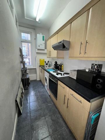 Spacious 4 Bed Entire 3 Bedrooms Notting Hill Hébergement de vacances *